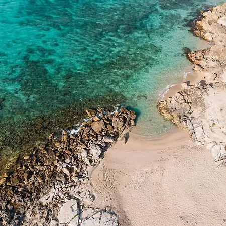 B&B Riva Delle Donne By Salum 3* مارينا دي مانكافيسا