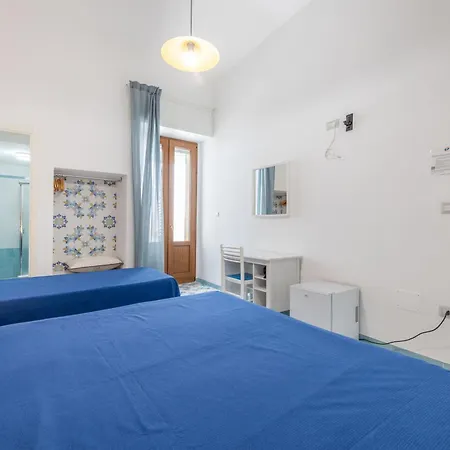 Bed & Breakfast Le Di Riva Delle Donne By Vivimy
