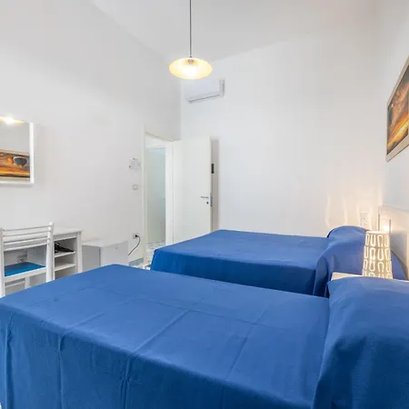 Bed & Breakfast Le Di Riva Delle Donne By Vivimy