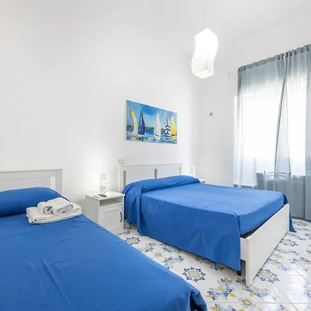 Le Di Riva Delle Donne By Vivimy Bed & Breakfast 2*